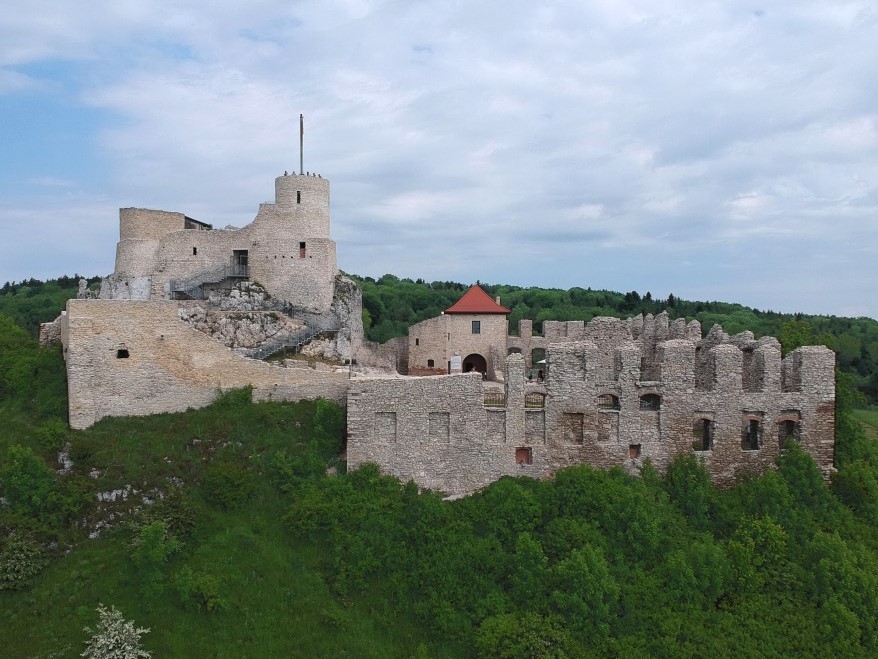 Zamek Rabsztyn bez tajemnic dzięki nadajnikom YourWay