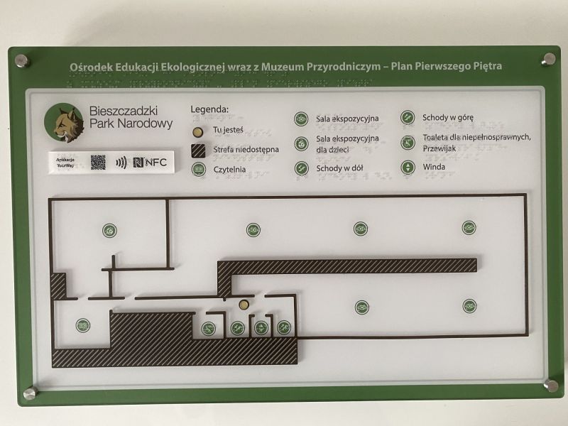 Dotykowy plan informacyjny pierwszego piętra Dotykowy plan informacyjny pierwszego piętra