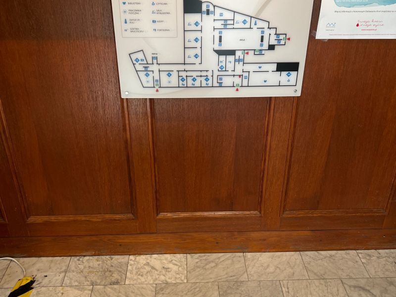 Dotykowy plan informacyjny i pole uwagi Dotykowy plan informacyjny i pole uwagi