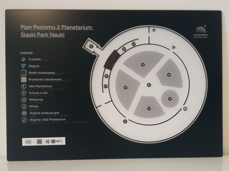 Dotykowy plan informacyjny poziomu 2 Planetarium Śląskiego Parku Nauki Dotykowy plan informacyjny poziomu 2 Planetarium Śląskiego Parku Nauki