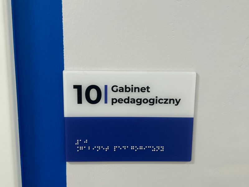 Tyflograficzna tabliczka informacyjna  Tyflograficzna tabliczka informacyjna