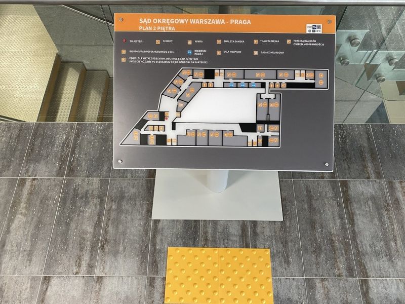 Dotykowy plan informacyjny z polem uwagi Dotykowy plan informacyjny z polem uwagi