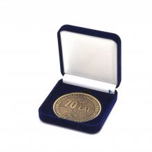 Okolicznościowy medal 70-lecia Biblioteki Niewidomych dla Pana Dama Kalbarczyka Prezesa Zarządu Altix Sp. z o.o.