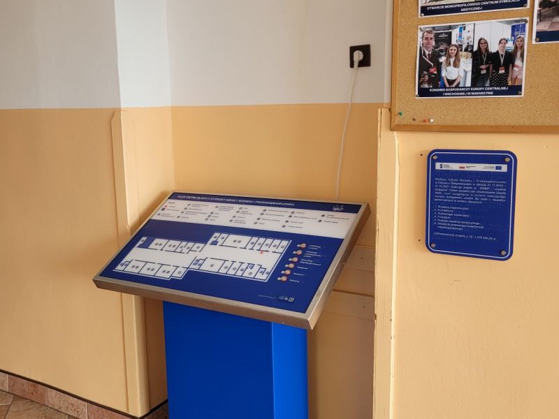 Dotykowy plan informacyjny oraz tabliczka informacyjna Dotykowy plan informacyjny oraz tabliczka informacyjna