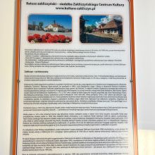 Tablica informacyjna z rysem historycznym budynku Zakliczyńskiego Centrum Kultury